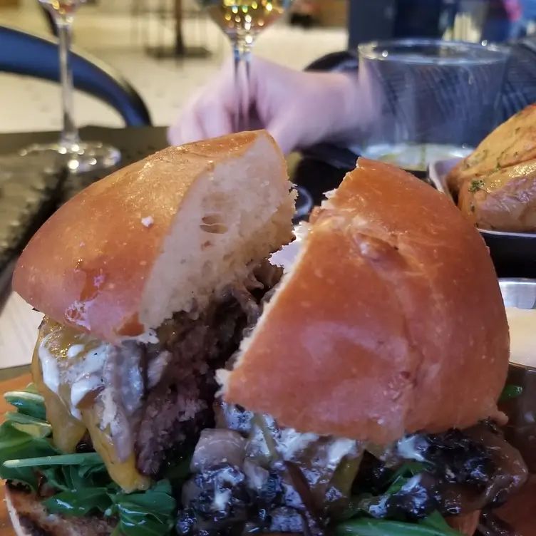 burger at Domenico