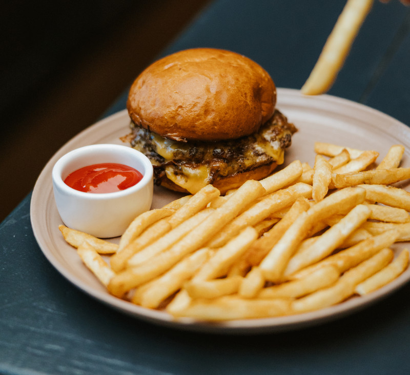 due west tavern smashburger